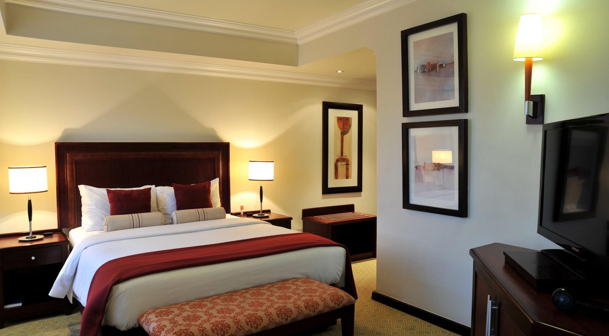 Cresta President Hotel Gaborone Ngoại thất bức ảnh