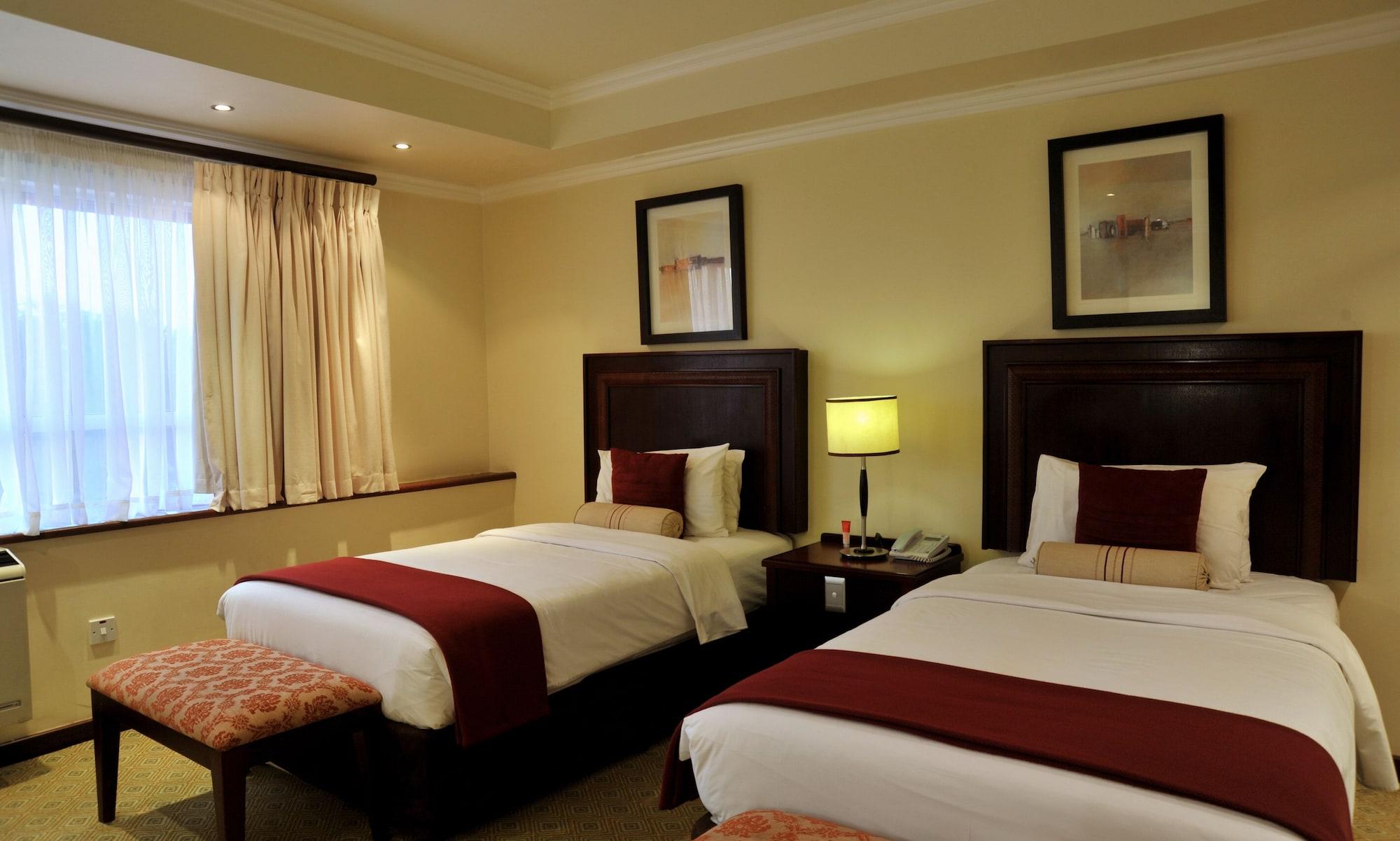 Cresta President Hotel Gaborone Ngoại thất bức ảnh