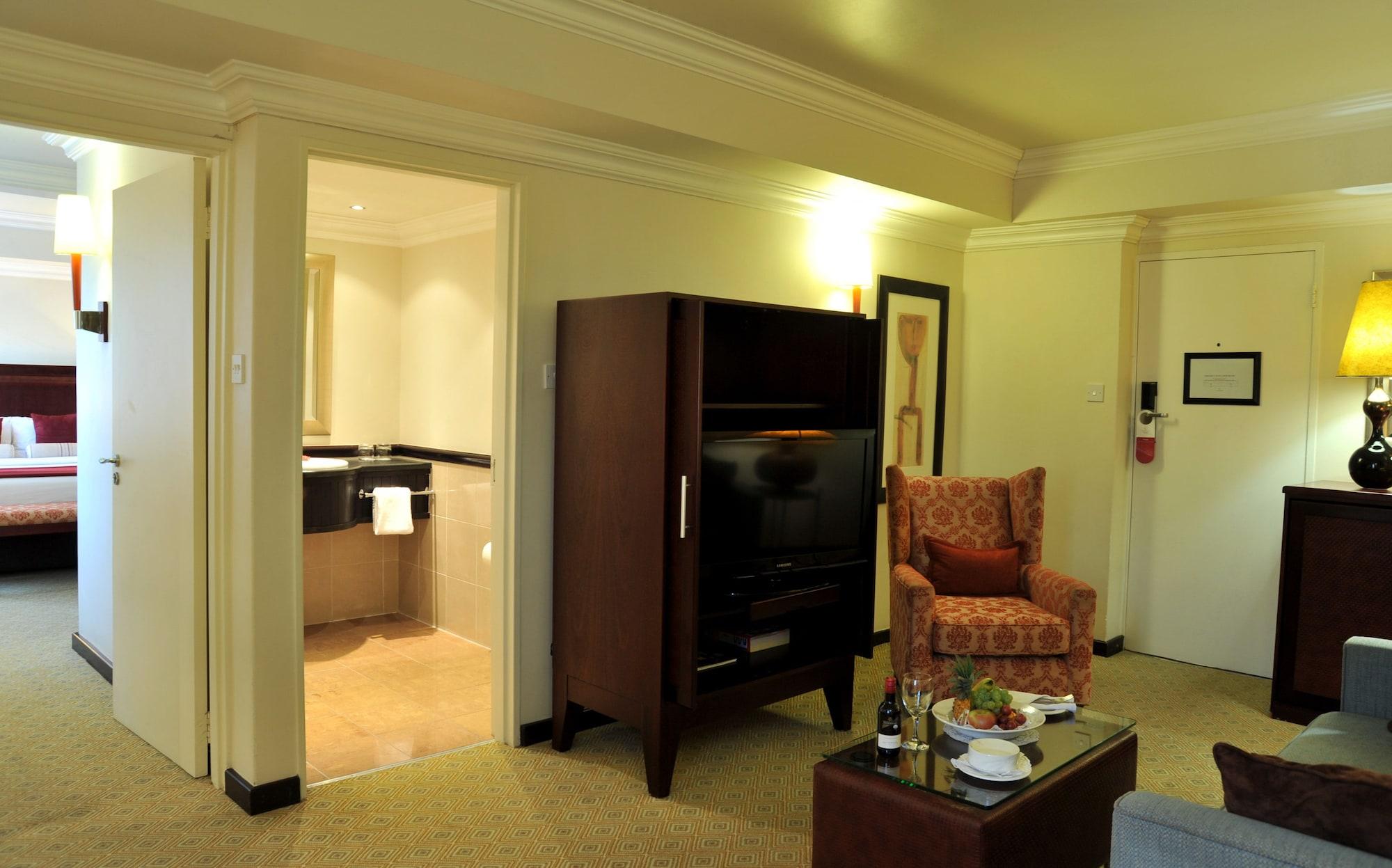 Cresta President Hotel Gaborone Ngoại thất bức ảnh
