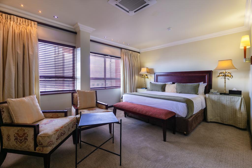 Cresta President Hotel Gaborone Ngoại thất bức ảnh