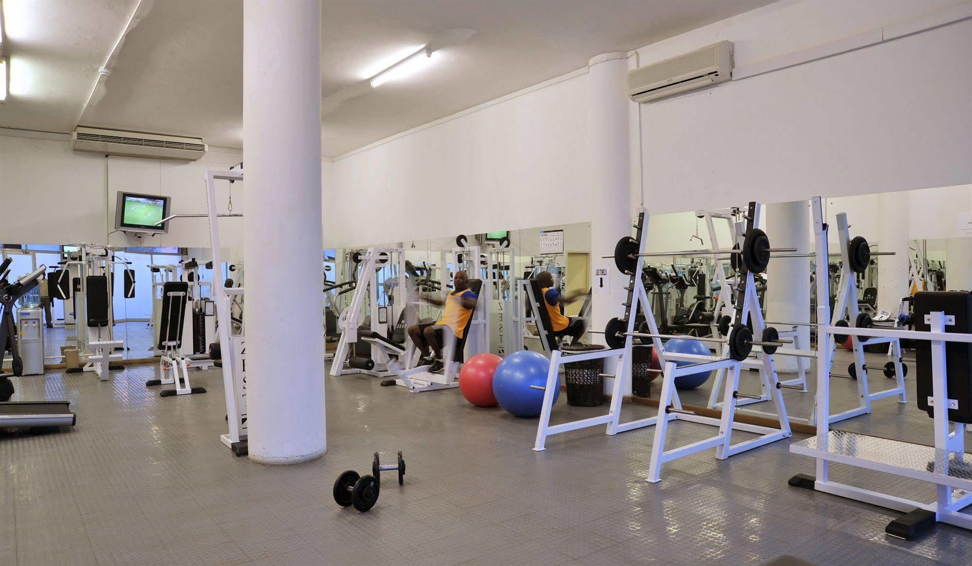 Cresta President Hotel Gaborone Ngoại thất bức ảnh
