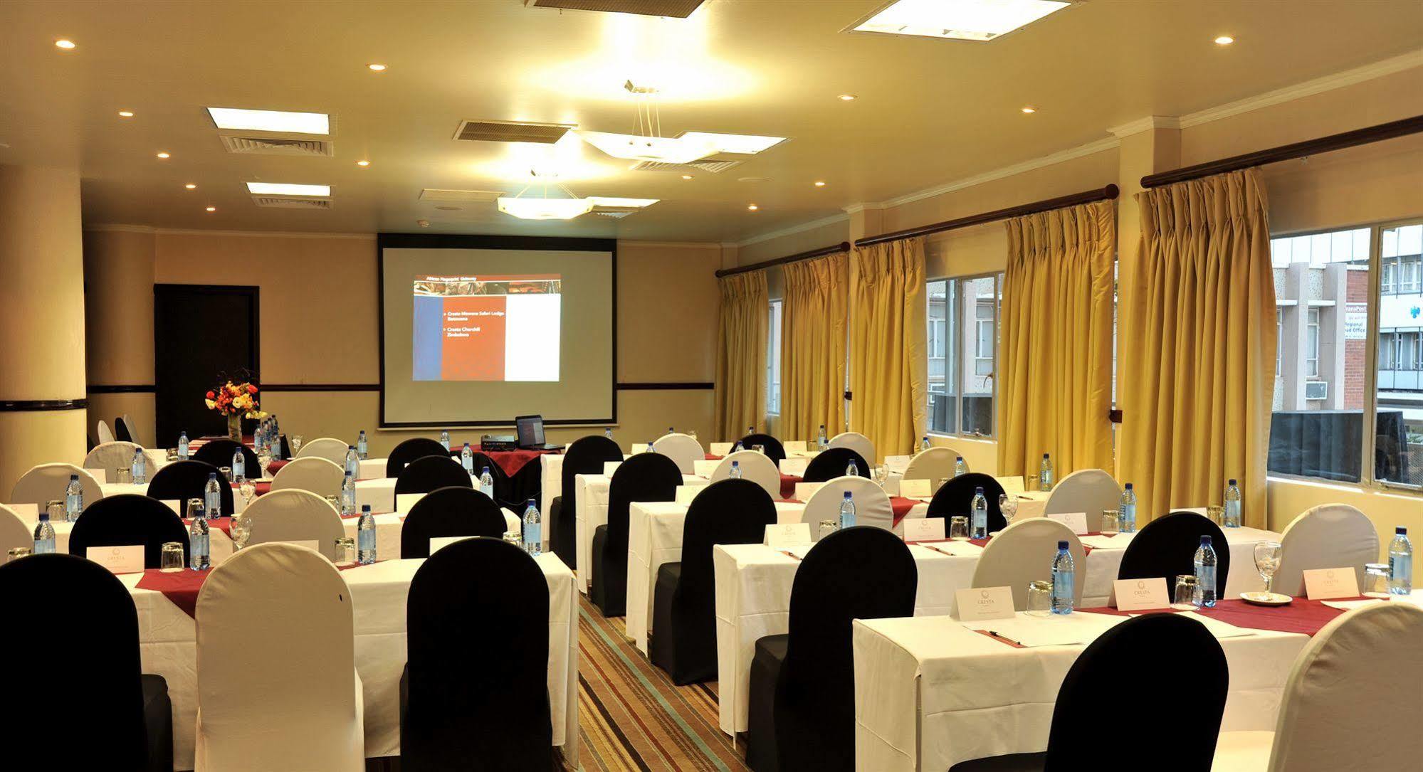 Cresta President Hotel Gaborone Ngoại thất bức ảnh