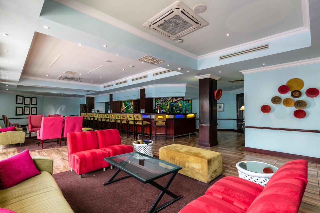 Cresta President Hotel Gaborone Ngoại thất bức ảnh