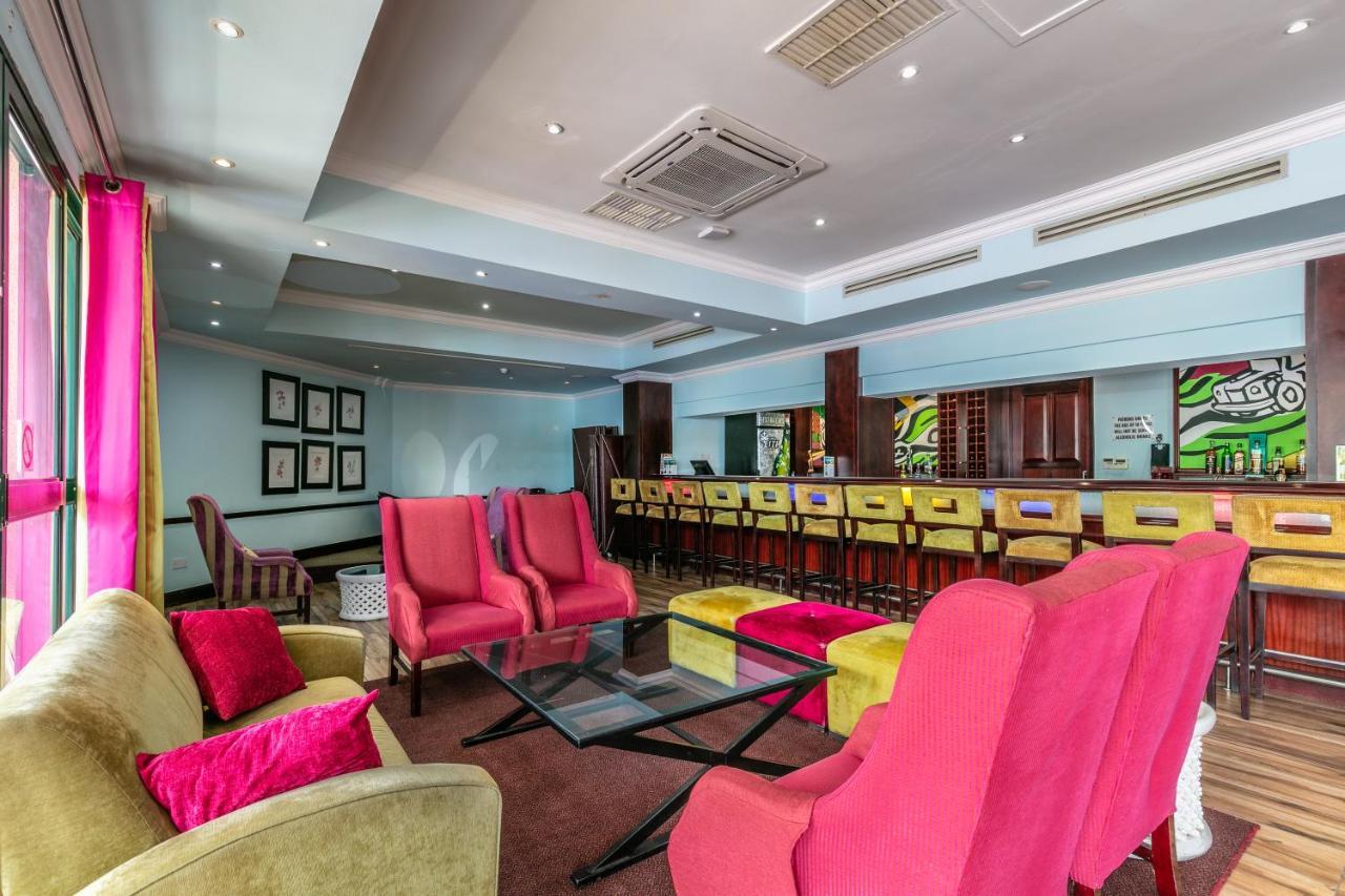 Cresta President Hotel Gaborone Ngoại thất bức ảnh